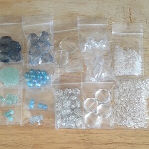 Assorted Acrylic Beads H106